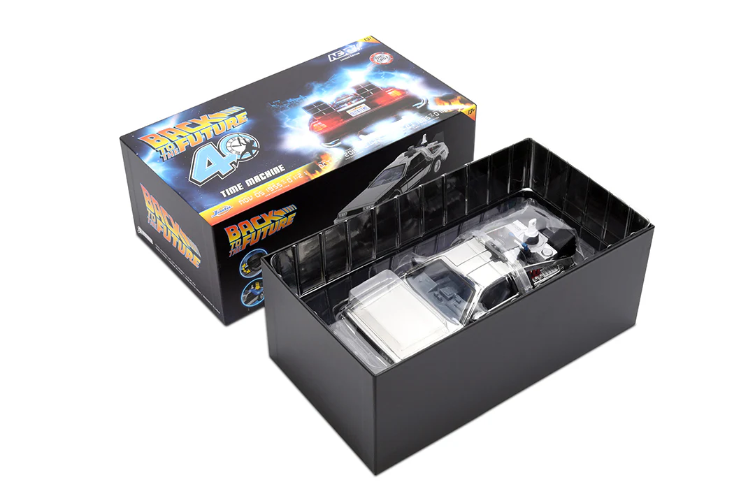 Back to the Future Time Machine, 1:24 Scale Vehicle (Chrome Exclusive) - Image 3