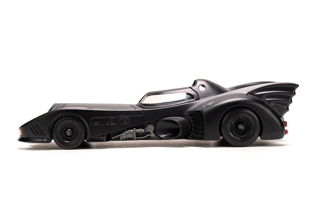 Batman (1989) Batmobile w/ Armor & Batman, 1:24 Scale Vehicle & 2.75" Figure - Image 15
