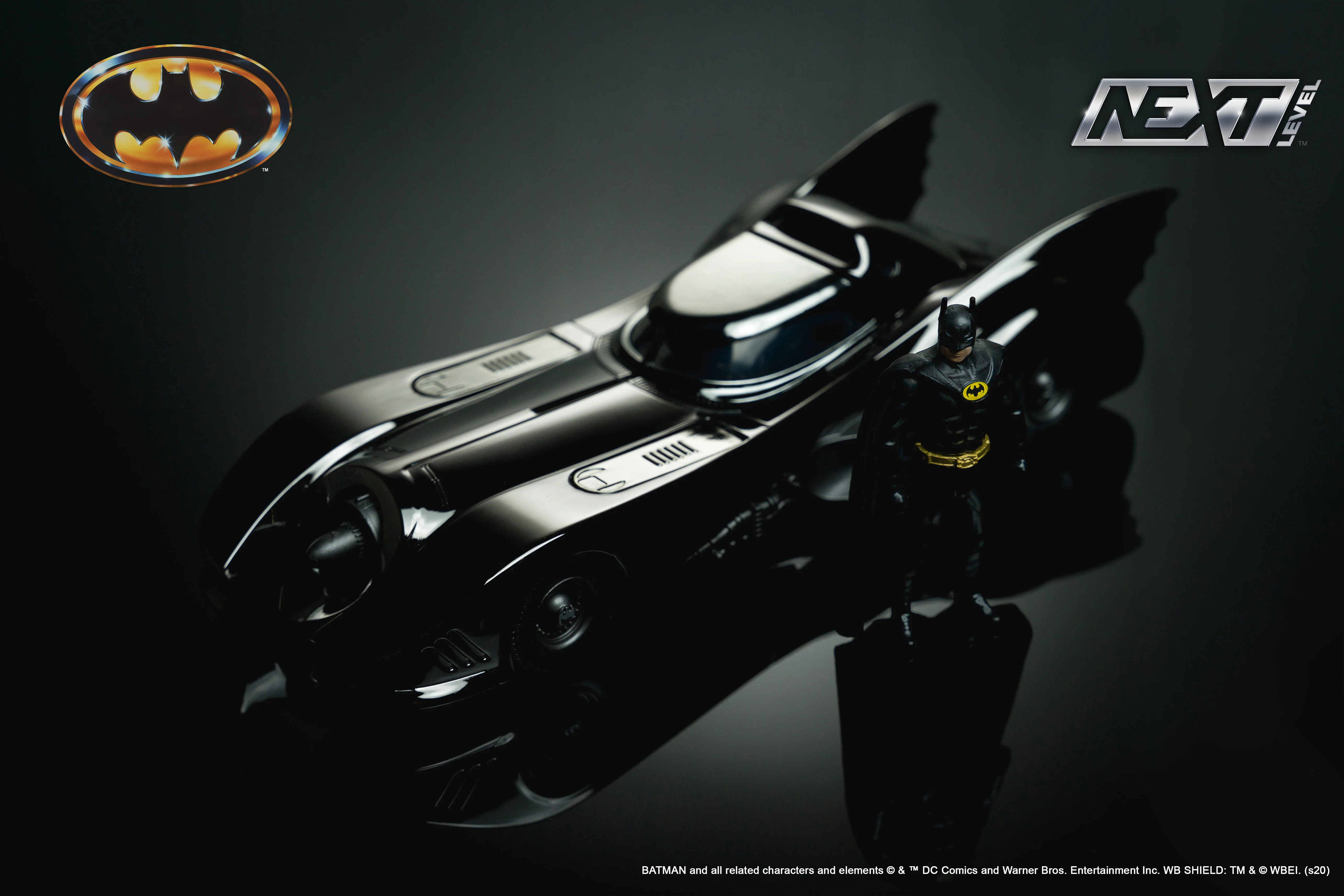 Batman 1989 Batmobile & Batman, 1:24 Scale Vehicle & 2.75" Figure (Next Level Exclusive)