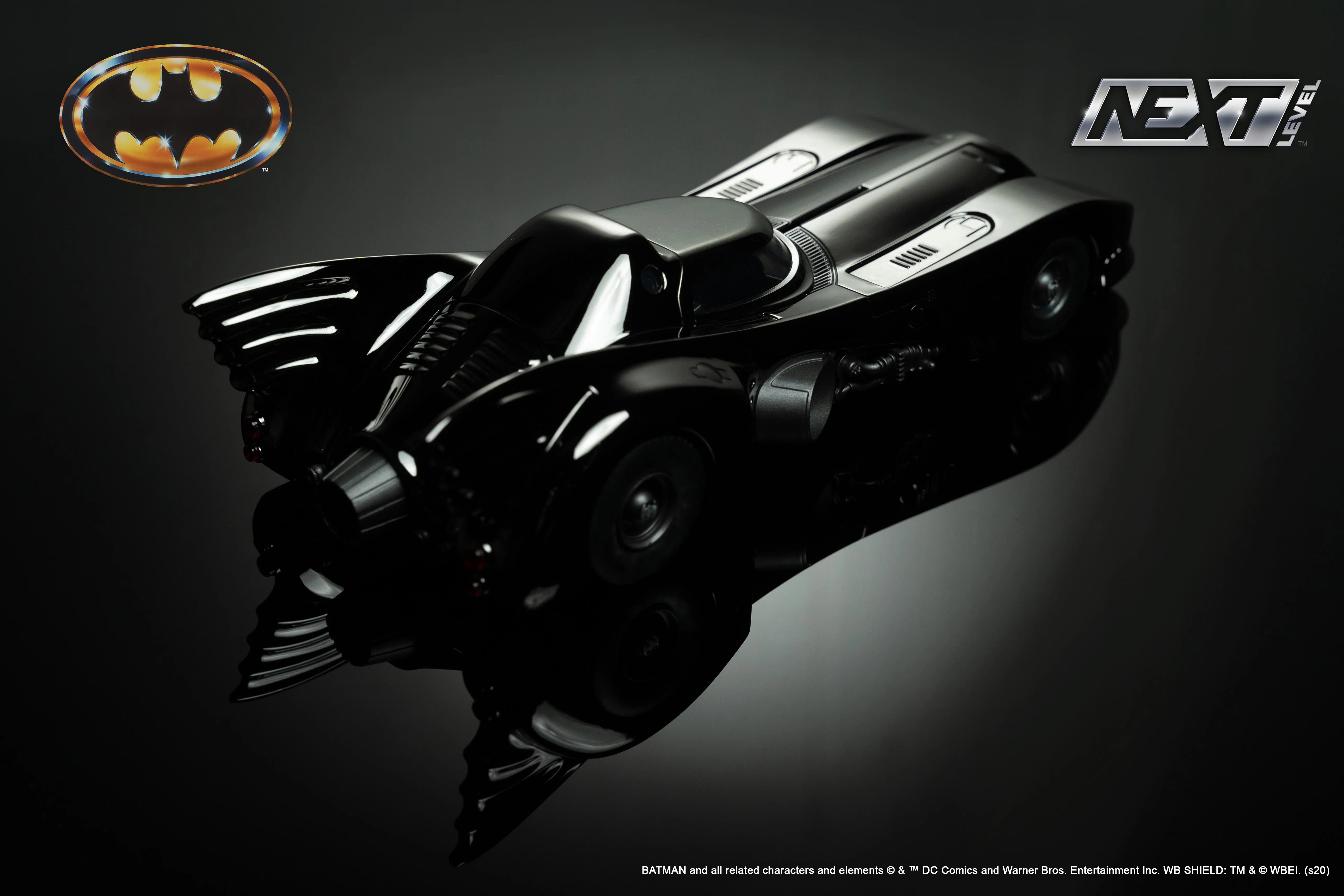 Batman 1989 Batmobile & Batman, 1:24 Scale Vehicle & 2.75" Figure (Next Level Exclusive) - Image 4