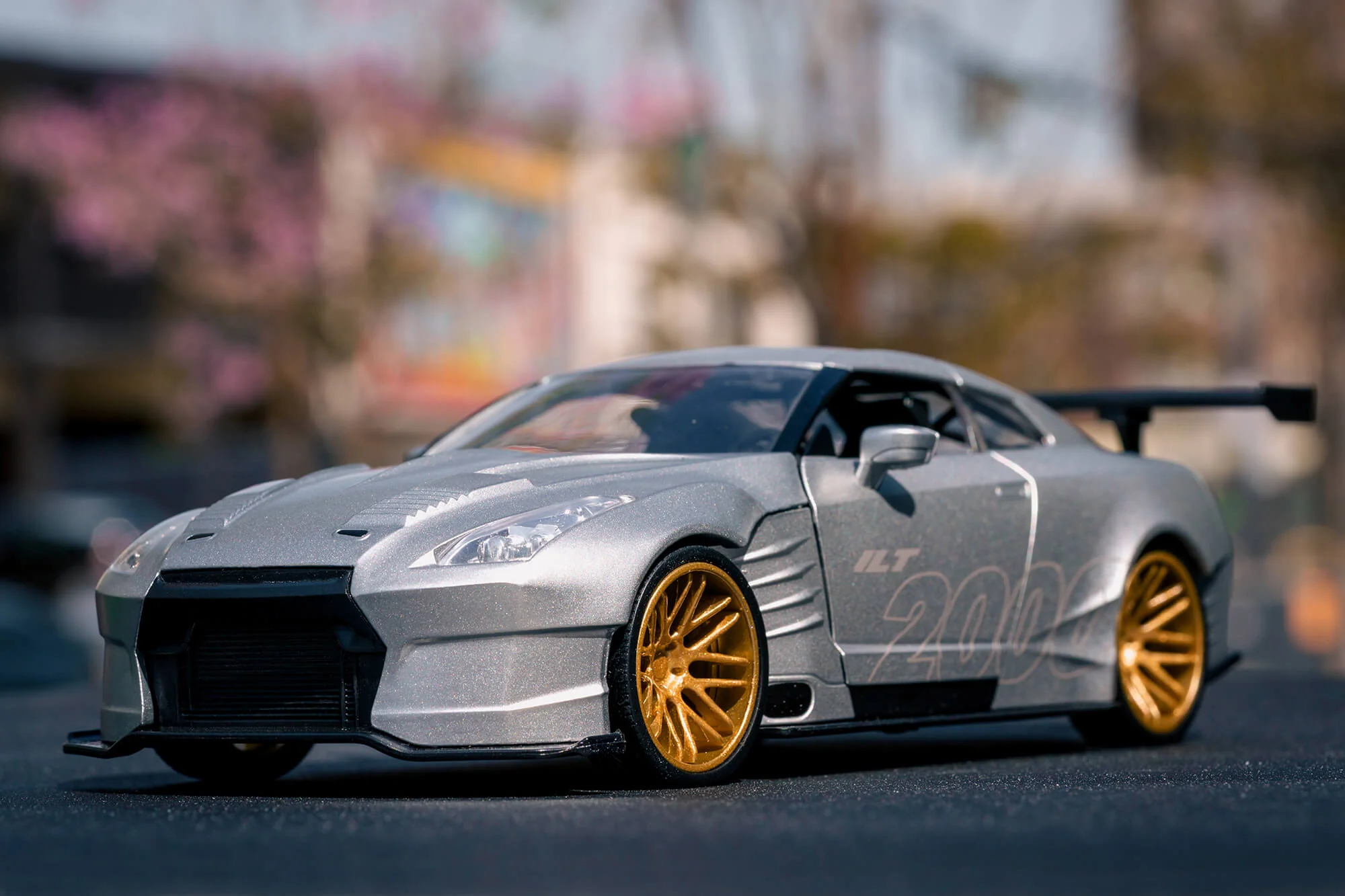 I Love The...2000's 2009 Nissan GT-R (R35) Ben Sopra 1:24 Scale Vehicle