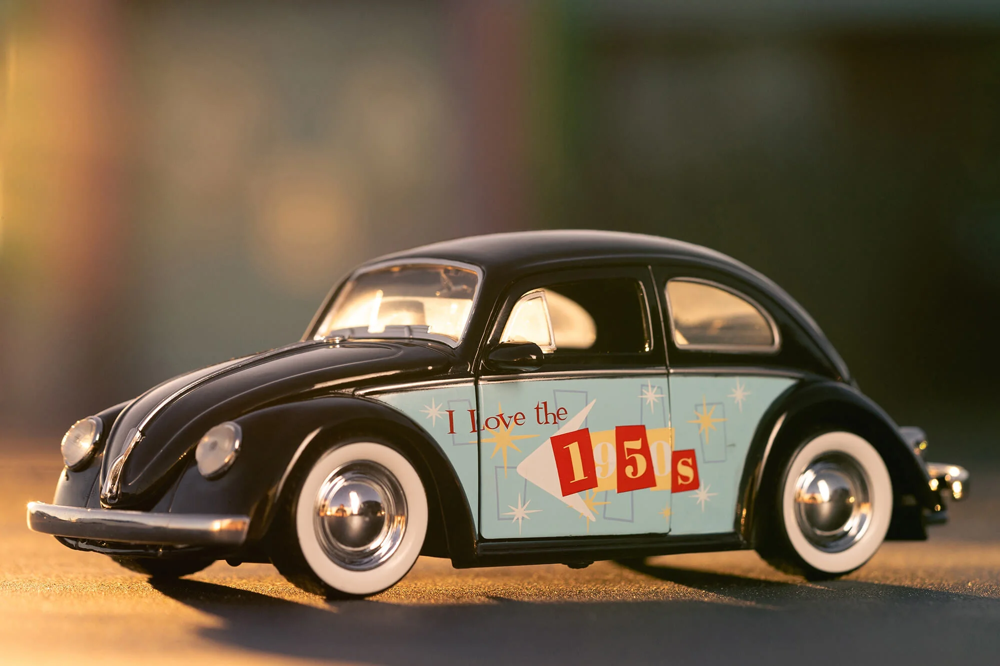 I Love The...50's 1959 Volkswagen Beetle 1:24 Scale Vehicle