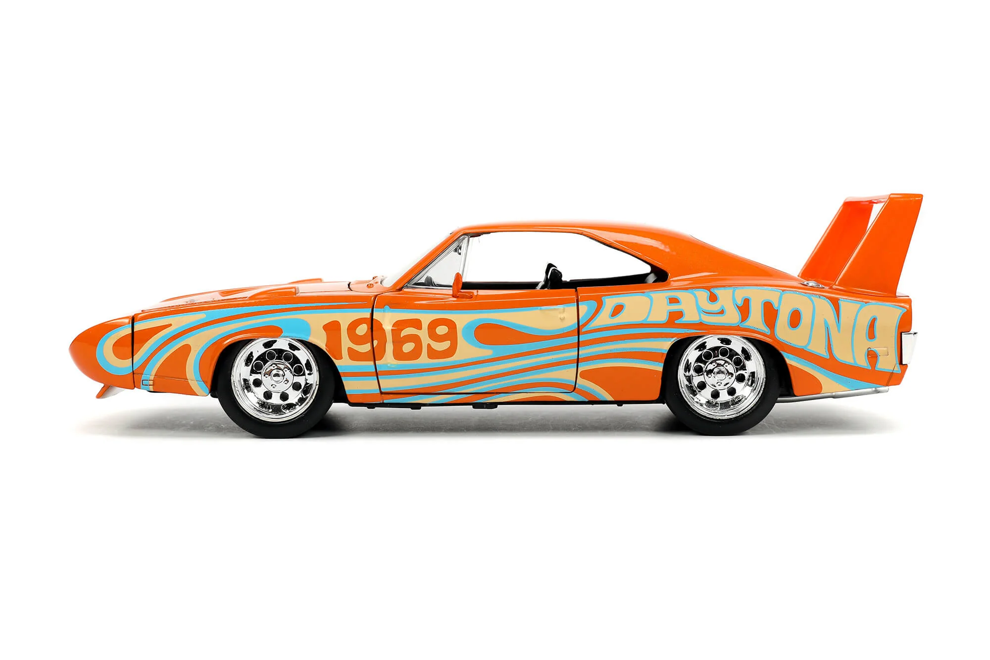 I Love The...60's 1969 Dodge Charger Daytona 1:24 Scale Vehicle - Image 5