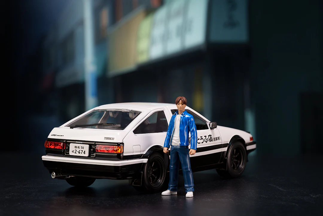 Initial D Toyota Trueno AE-86 & Takumi, 1:24 Scale Vehicle and 2.75" Die-Cast Figure - Image 19