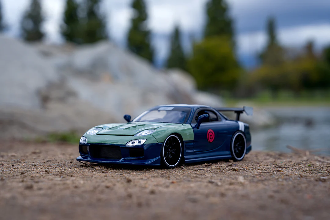 NARUTO SHIPPUDEN, Kakashi & 1993 Mazda RX-7, 1:24 Scale Vehicle & 2.75" Figure - Image 17