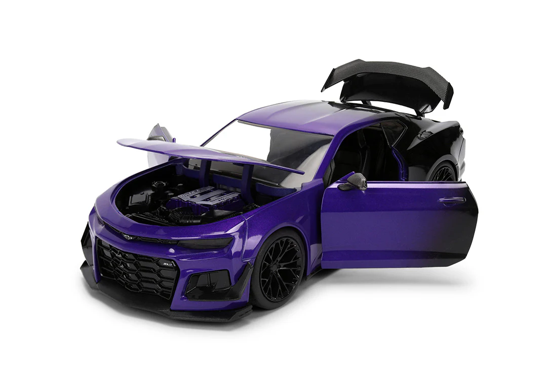 Pink Slips Autumn Spooner's Chevrolet Camaro ZL1 (Version 1), 1:24 Scale Vehicle (Wave 22) - Image 10