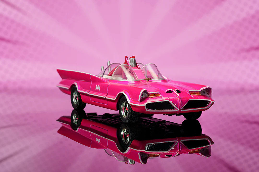 Pink Slips Batman Classic TV Series Batmobile, 1:24 Scale Vehicle - Image 11