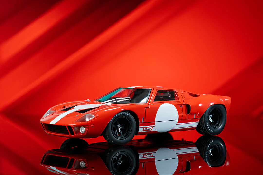 Pink Slips Ford GT-40 Mk 1, 1:18 Scale Vehicle (Wave 3)