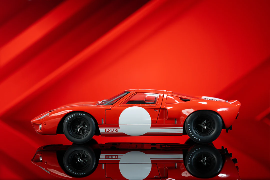Pink Slips Ford GT-40 Mk 1, 1:18 Scale Vehicle (Wave 3) - Image 12