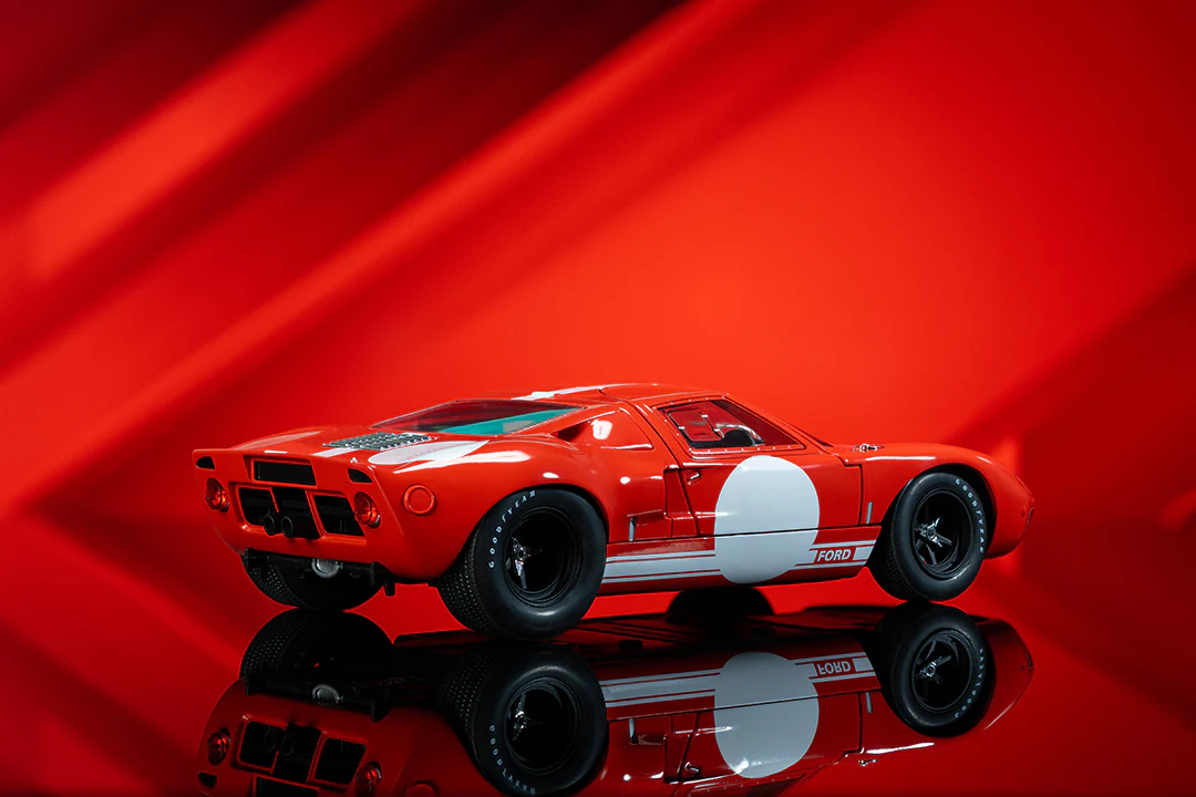 Pink Slips Ford GT-40 Mk 1, 1:18 Scale Vehicle (Wave 3) - Image 15
