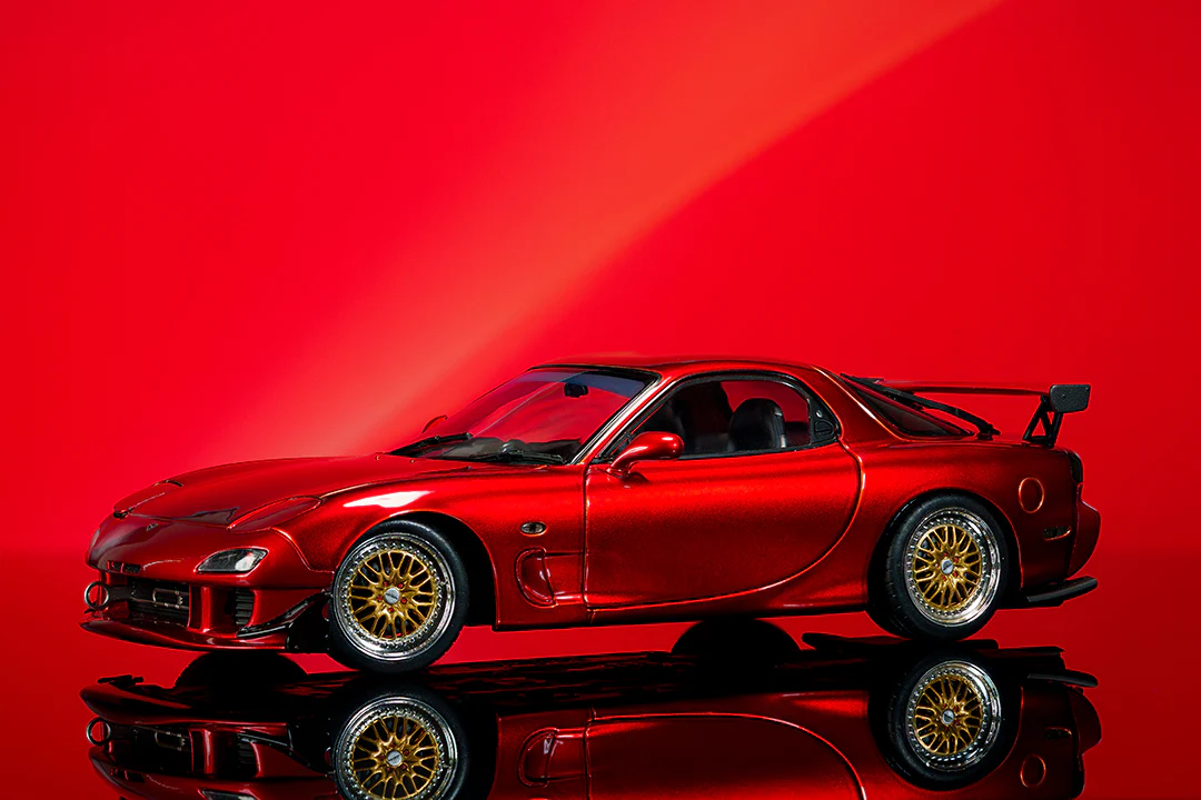 Pink Slips Mazda RX-7 FD, 1:18 Scale Vehicle (Wave 7)
