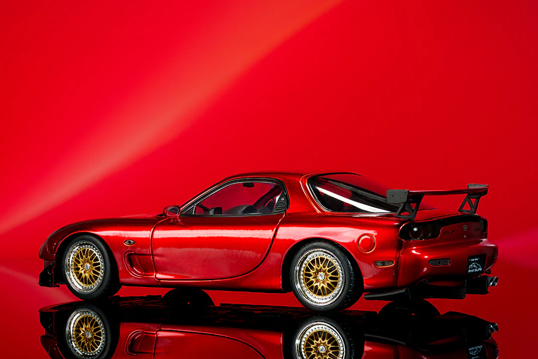 Pink Slips Mazda RX-7 FD, 1:18 Scale Vehicle (Wave 7) - Image 13