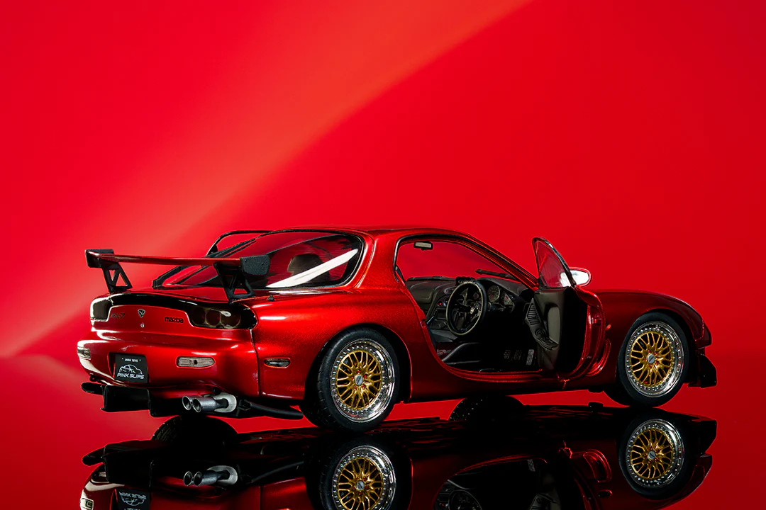 Pink Slips Mazda RX-7 FD, 1:18 Scale Vehicle (Wave 7) - Image 16