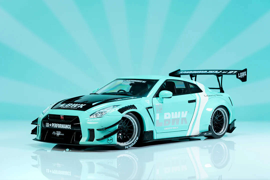 Pink Slips Nissan GT-R (R35) Liberty Walk, 1:18 Scale Vehicle (Wave 3)