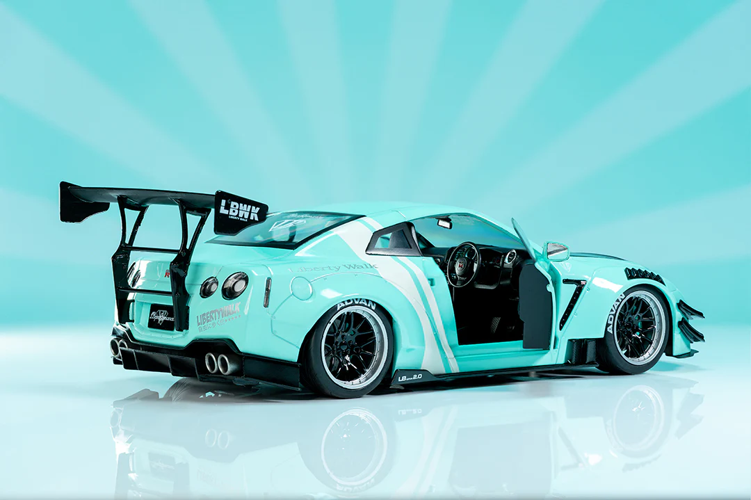 Pink Slips Nissan GT-R (R35) Liberty Walk, 1:18 Scale Vehicle (Wave 3) - Image 18