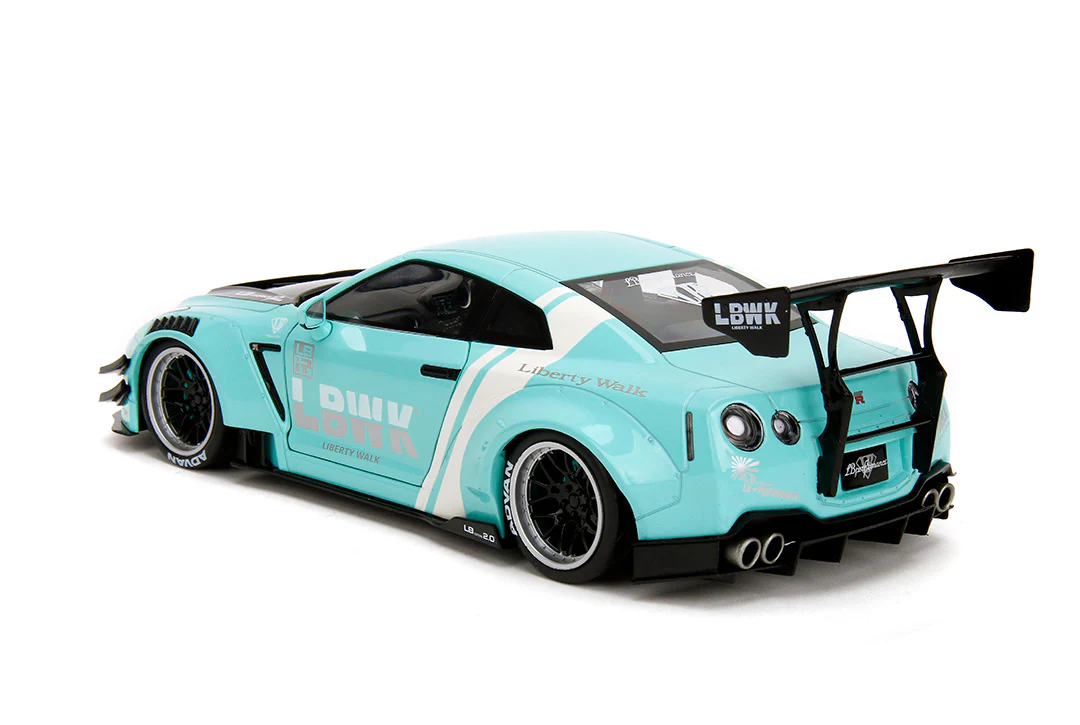 Pink Slips Nissan GT-R (R35) Liberty Walk, 1:18 Scale Vehicle (Wave 3) - Image 8