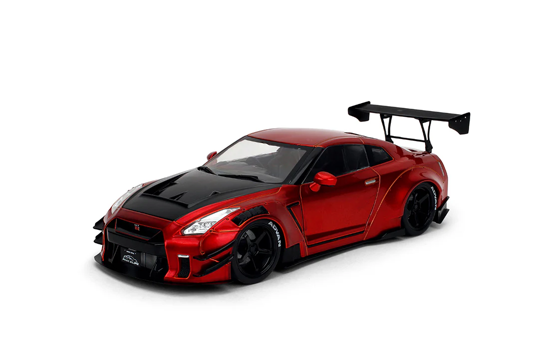 Pink Slips Nissan GT-R (R35) Liberty Walk, 1:18 Scale Vehicle (Wave 5) - Image 5