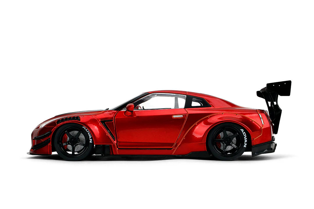 Pink Slips Nissan GT-R (R35) Liberty Walk, 1:18 Scale Vehicle (Wave 5) - Image 7