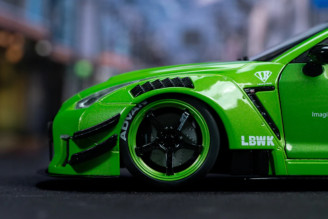 Pink Slips Nissan GT-R (R35) Liberty Walk, 1:18 Scale Vehicle (Wave 1) - Image 16