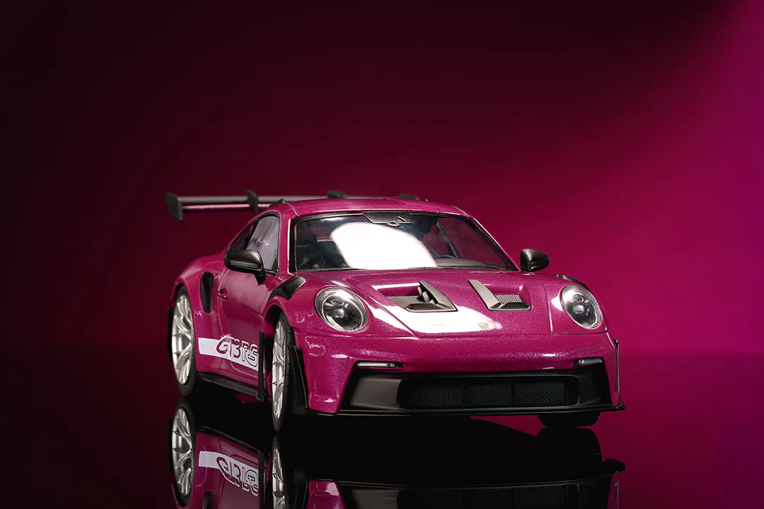 Pink Slips Porsche 911 GT-3 RS, 1:18 Scale Vehicle (Wave 6) - Image 17