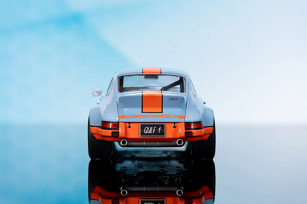 Pink Slips Porsche 911 RSR Gulf 1, 1:18 Scale Vehicle (Wave 4) - Image 14