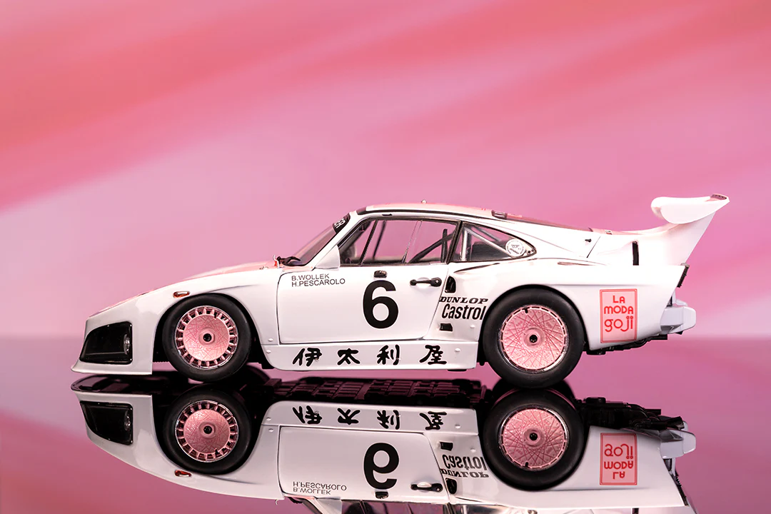 Pink Slips Porsche 935 K3 1000KM Suzuka 1981, 1:18 Scale Vehicle (Wave 4) - Image 12