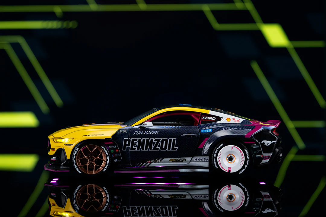 RTR Vehicles Ben Hobson 2024 Ford Mustang RTR, 1:24 Scale Vehicle - Image 12