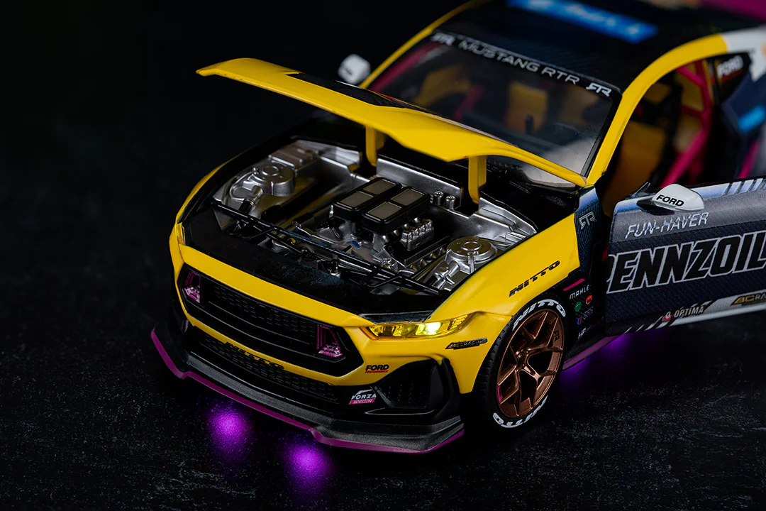 RTR Vehicles Ben Hobson 2024 Ford Mustang RTR, 1:24 Scale Vehicle - Image 18