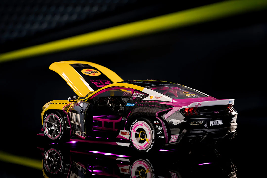 RTR Vehicles Ben Hobson 2025 Ford Mustang RTR 213, 1:24 Scale Vehicle (Wave 2) - Image 19