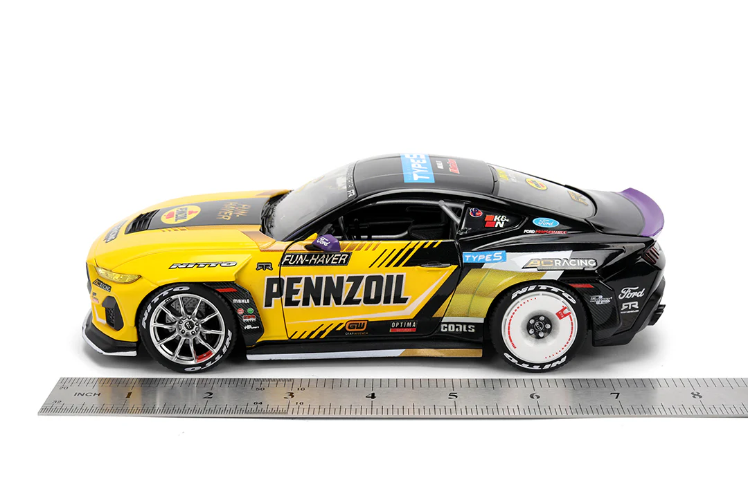 RTR Vehicles Chelsea Denofa 2023 Ford Mustang Championship, 1:24 Scale Vehicle (Wave 2) - Image 12