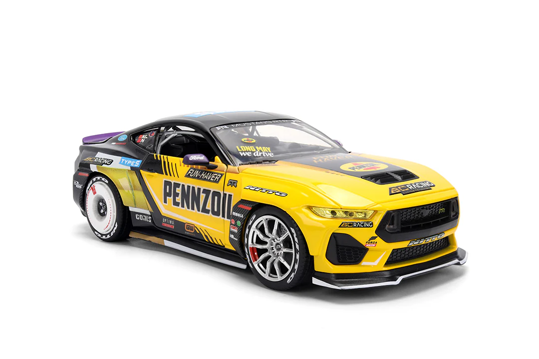RTR Vehicles Chelsea Denofa 2023 Ford Mustang Championship, 1:24 Scale Vehicle (Wave 2) - Image 9