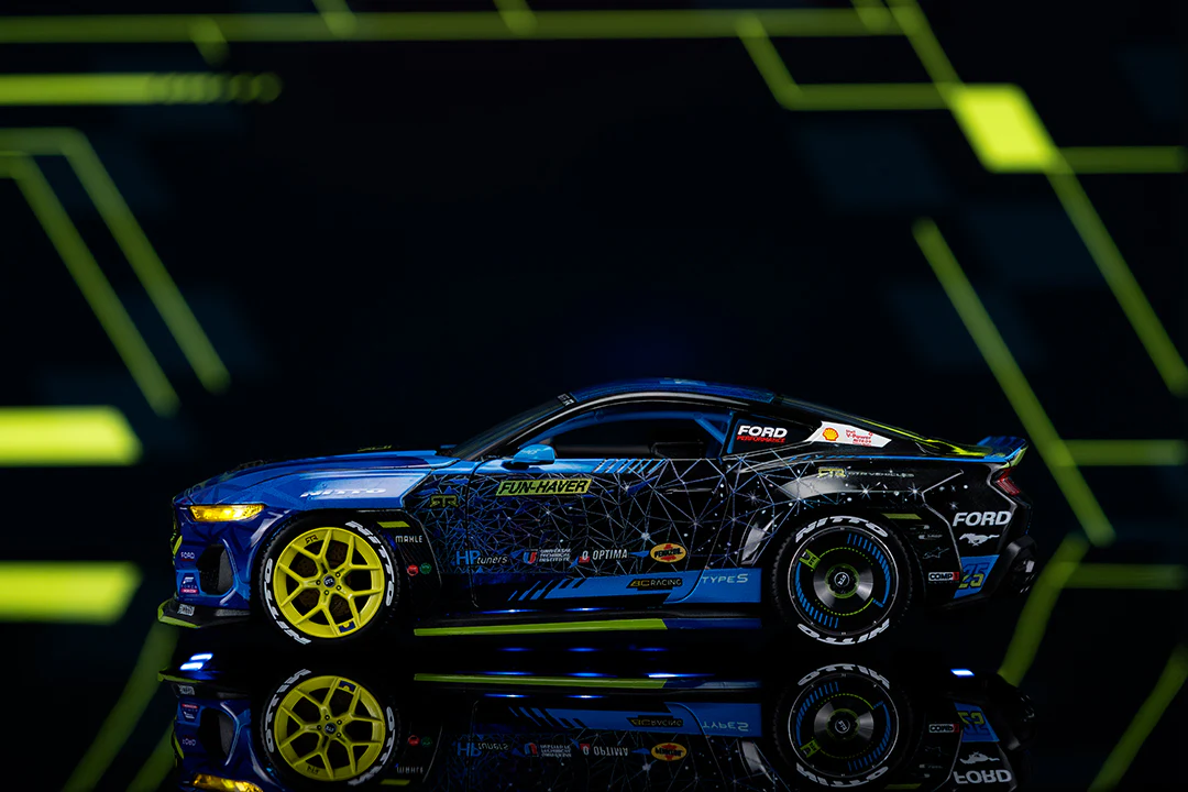 RTR Vehicles Vaughn Gittin Jr. 2024 Ford Mustang RTR, 1:24 Scale Vehicle - Image 12
