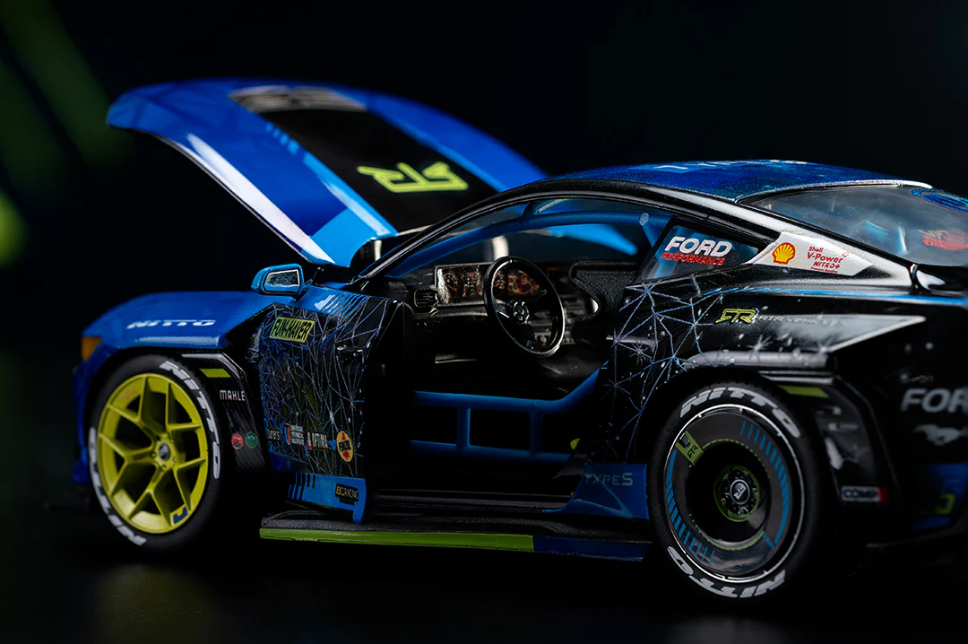 RTR Vehicles Vaughn Gittin Jr. 2024 Ford Mustang RTR, 1:24 Scale Vehicle - Image 19