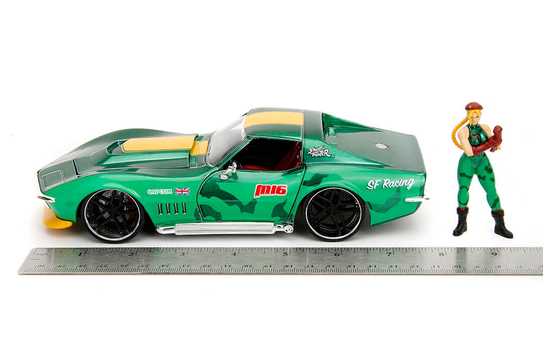 Street Fighter, Cammy & 1969 Chevrolet Corvette Stingray, 1:24 Scale Vehicle & 2.75" Figure - Image 12
