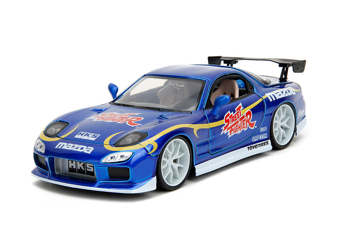 Street Fighter, Chun-Li & 1993 Mazda RX-7, 1:24 Scale Vehicle & 2.75" Figure - Image 5