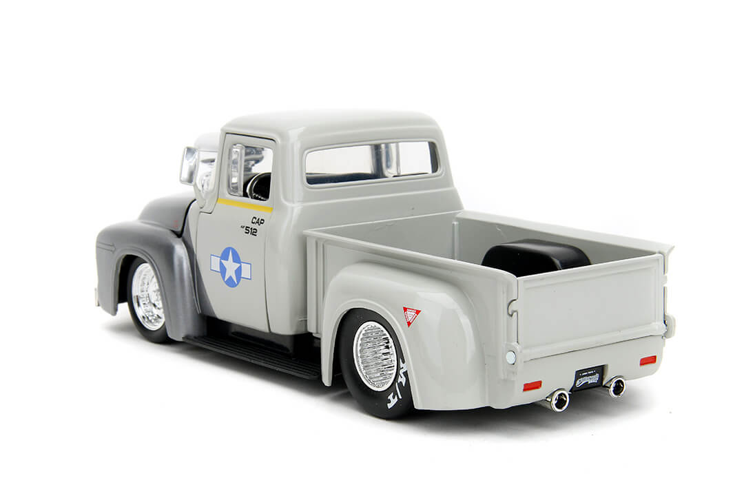Street Fighter, Guile & 1956 Ford F-100, 1:24 Scale Vehicle & 2.75" Figure - Image 7