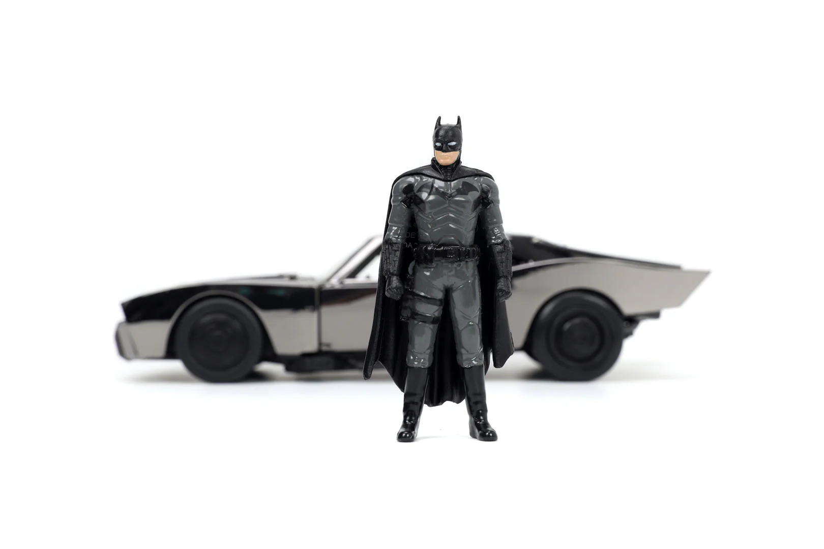 The Batman (2022) Batmobile & Batman, 1:24 Scale Vehicle & 2.75" Figure (Exclusive) - Image 4