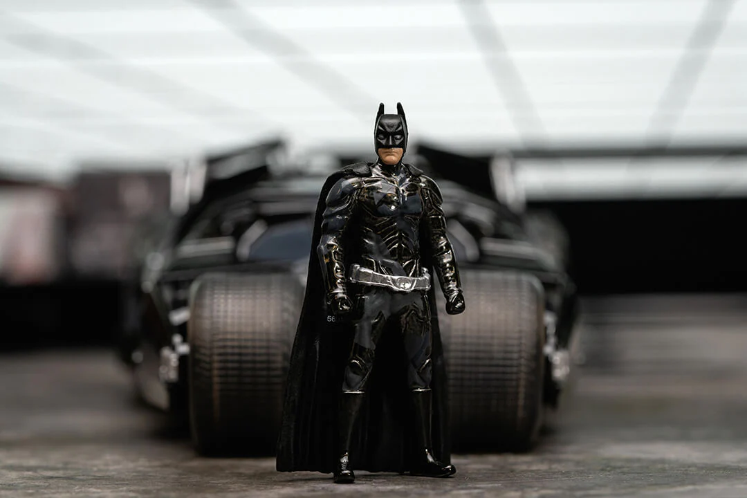 The Dark Knight Trilogy Tumbler Batmobile & Batman, 1:24 Scale Vehicle & 2.75" Figure (Exclusive) - Image 13