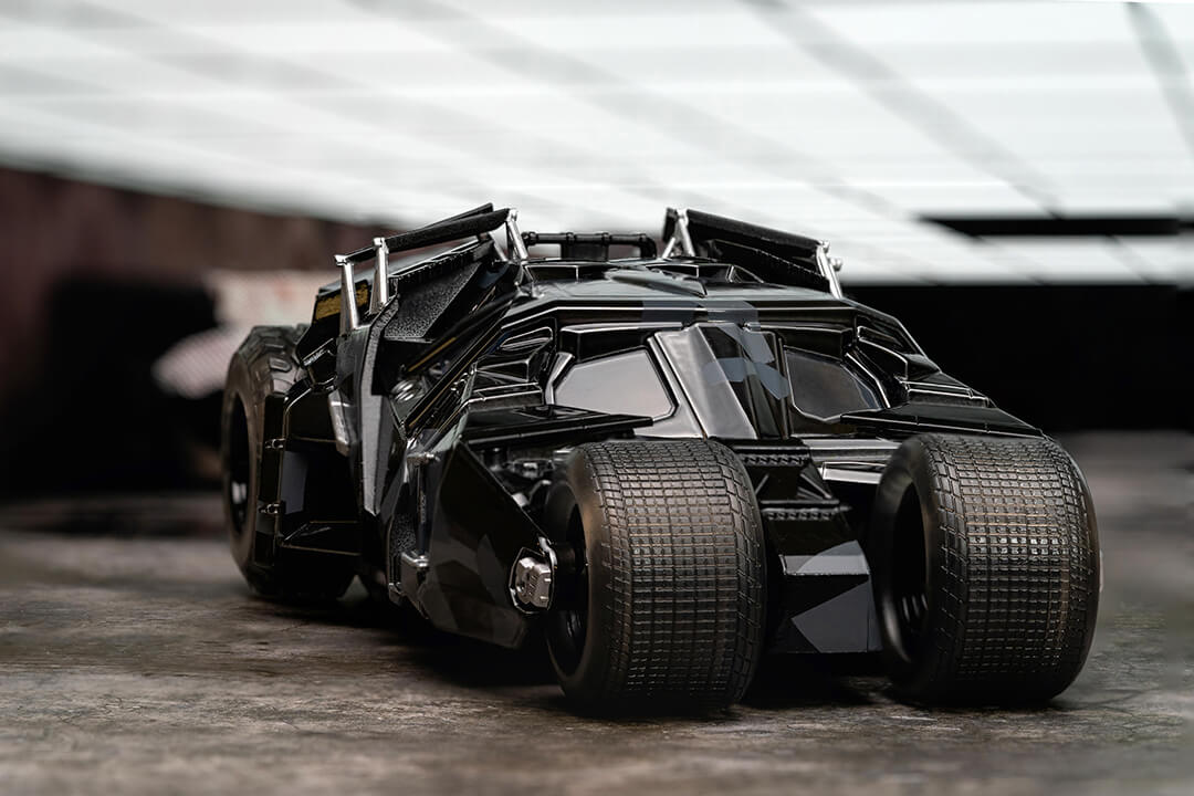 The Dark Knight Trilogy Tumbler Batmobile & Batman, 1:24 Scale Vehicle & 2.75" Figure (Exclusive) - Image 15