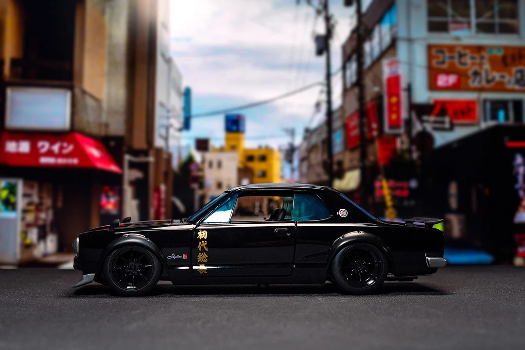 Tokyo Revengers, Mikey & 1971 Nissan Skyline GT-R, 1:24 Scale Vehicle & 2.75" Figure - Image 17