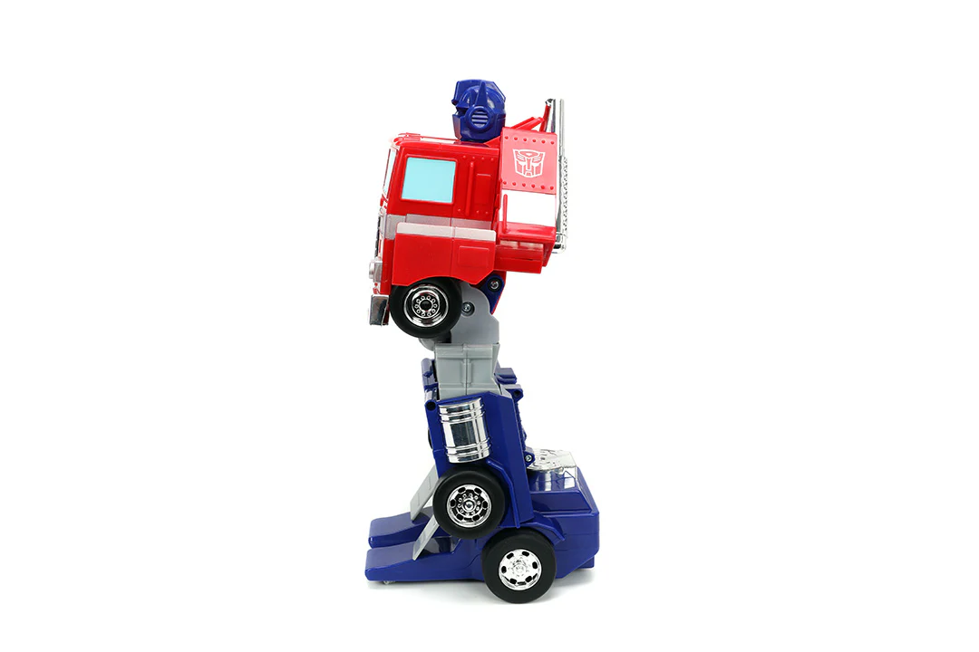Transformers G1 Optimus Prime Converting R/C - Image 6