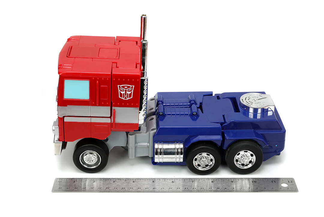 Transformers G1 Optimus Prime Converting R/C - Image 7