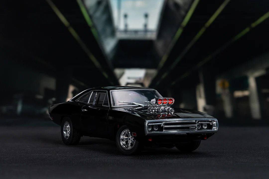 TrueSpec Fast & Furious Dom's 1970 Dodge Charger R/T, 1:24 Scale Vehicle - Image 17